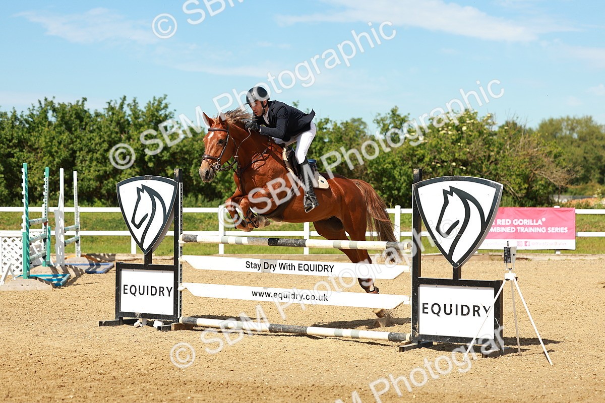 SBM_002659 - Class 4 - Senior Newcomers - 1.10m