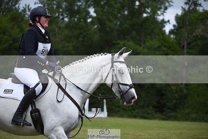 240630-115734-00576 - 919-Emma_Beckerleg-The_Russian_Roulette