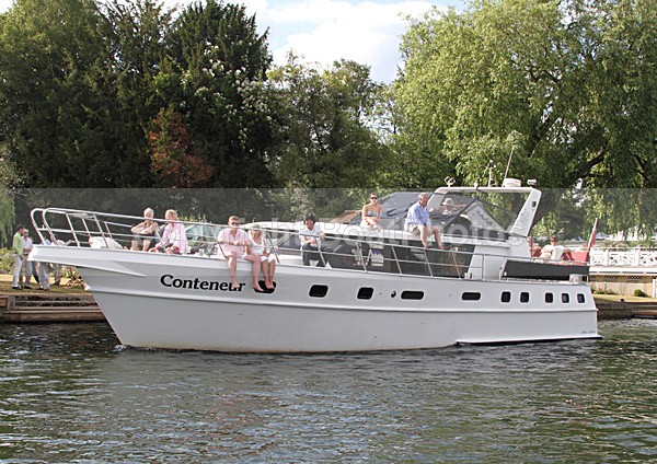 100703-2 CONTENEUR IMG_2382 - HENLEY ROYAL REGATTA 2010