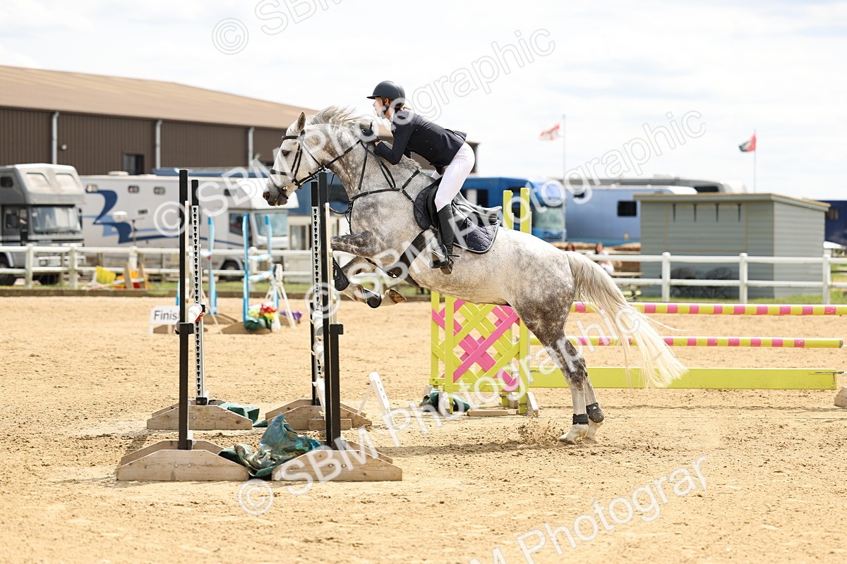 SBM_005304 - Class 18 - Senior 1.05m Open