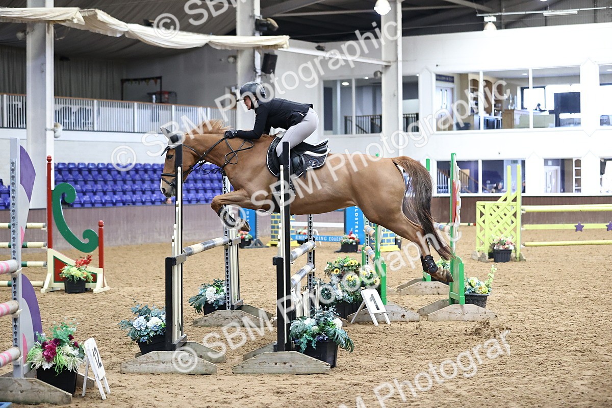 SBM_006013 - Class 16 - Senior Newcomers - 1.10m Open
