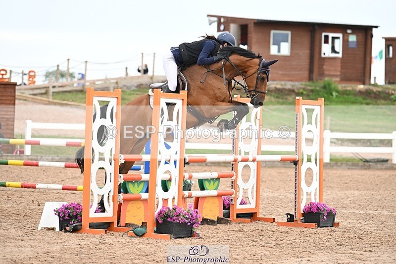 250727-143705-10901 - Cls 35 1.05m Amateur Quali