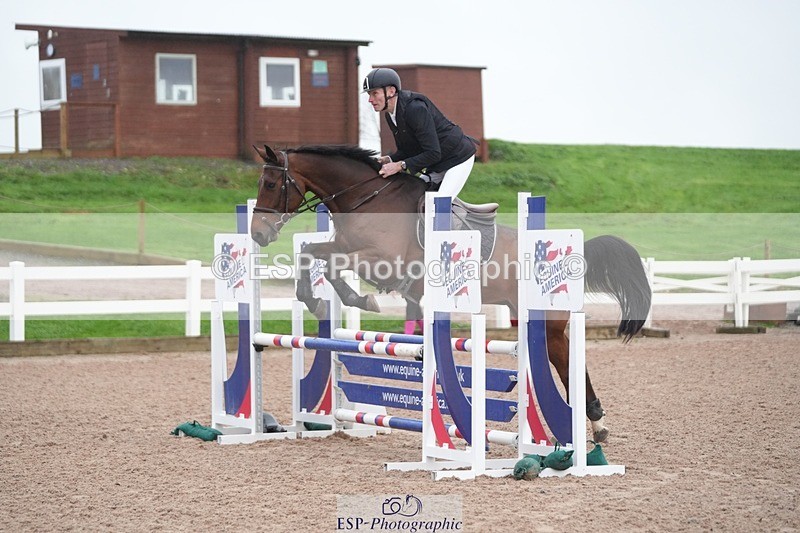251107-094022-00079 - Cls 2 British Novice and 90cm Open