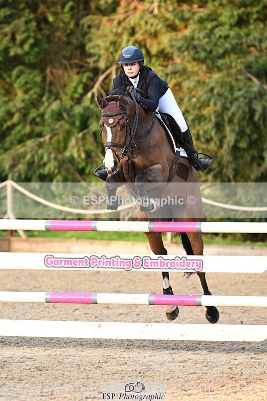 250322A-173449-03794 - Cls 14 Snr Fox & 1.20m Open