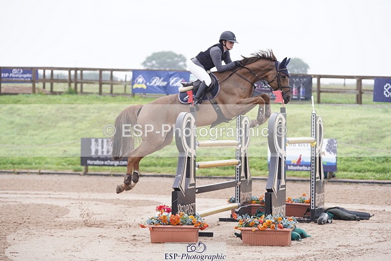 240720A-112124-14280 - Cls 3, 3 Star Small Tour 1.40m