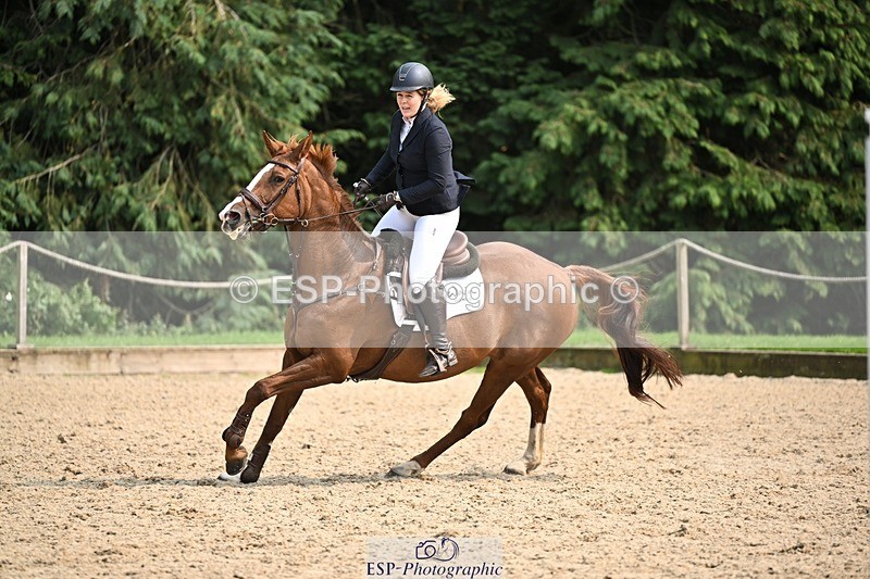 240818-152803-05218 - Cls 12A Snr Foxhunter & 1.20m Open