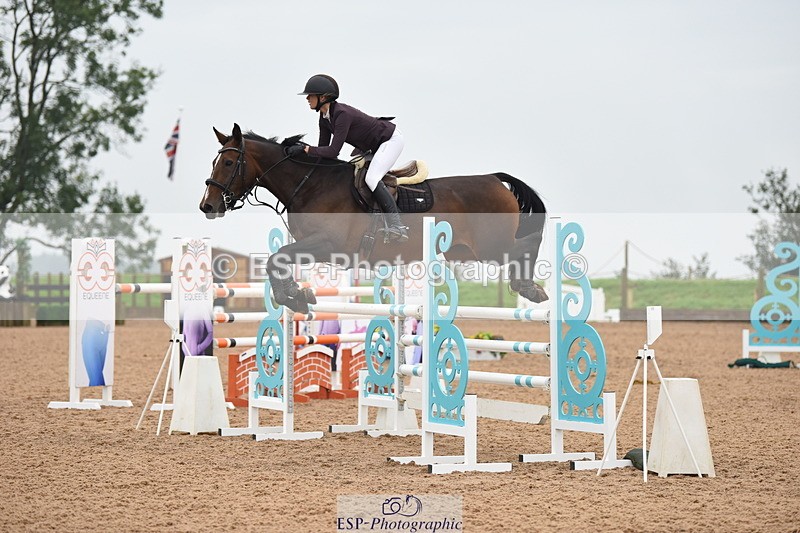 230916A-110418-03991 - Cls 14 Snr Foxhunter