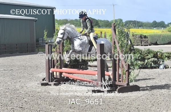 JAC_9651 - CLASS 1 Nursery Novice Working Hunter (0.50m)