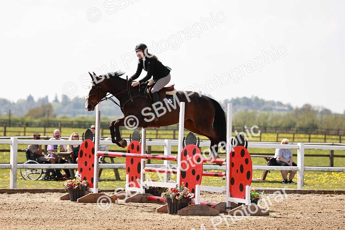  - Class 24 - Senior Newcomers - 1.10m