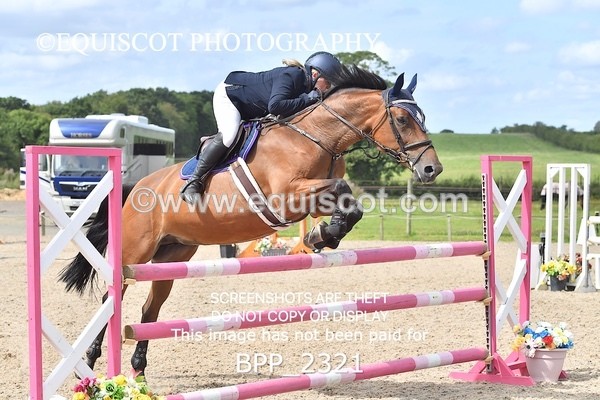 BPP_2321 - CLASS 17 SUN Senior Newcomers/ 1.10m Open