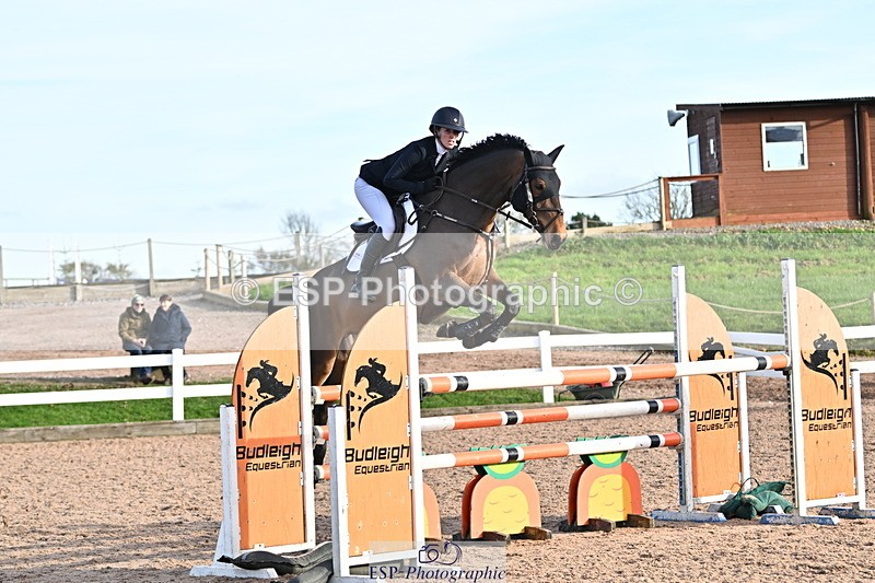 241113A-140053-00773 - Cls 05A&B Snr Fox & 1.20m Open