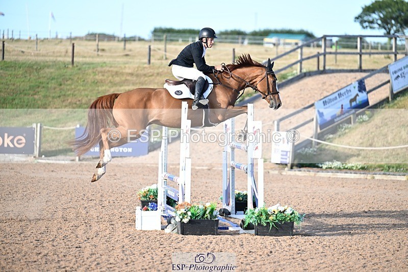 260731-191750-07113 - Cls 15 Snr Foxhunter