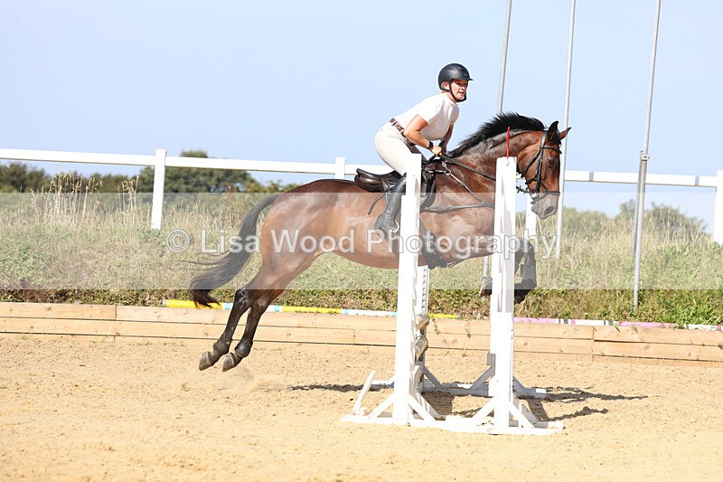 3E7A1108 - Class 7: 70cm Senior