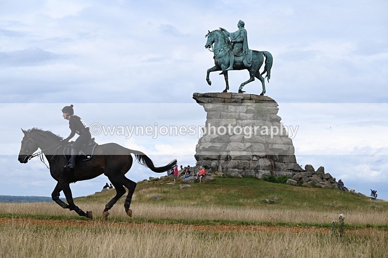 DSC_7619 - Time at Statue 13:16 to 13:52