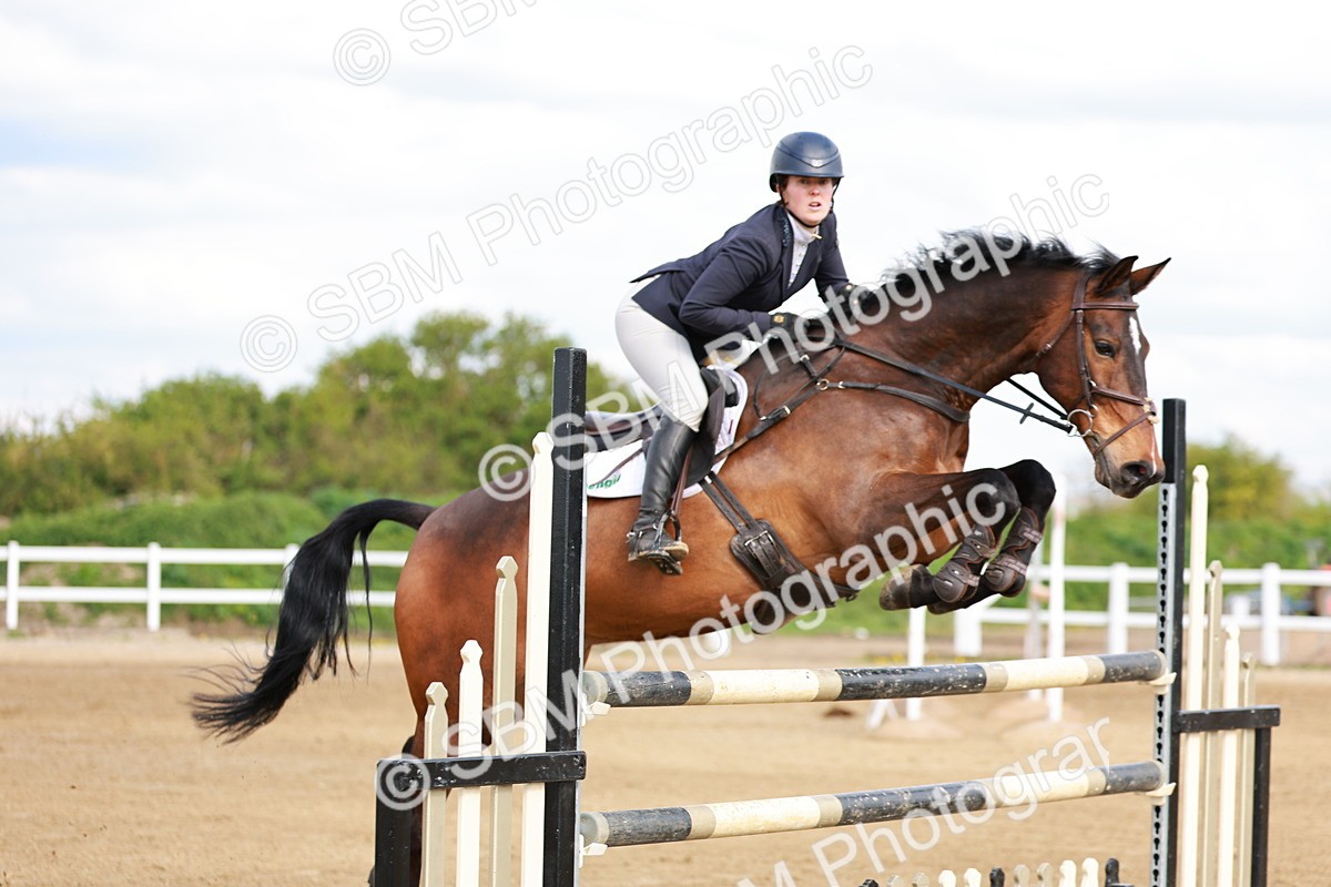 SBM_002361 - Class 5 - Senior Foxhunter - 1.20m