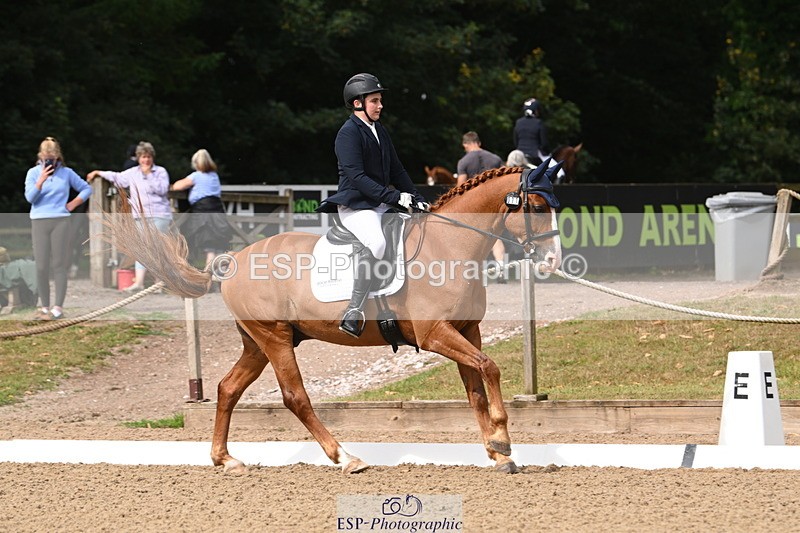 250720A-101433-09465 - 071-Jesse.Poyntz-Wright-Knockaderry.Jack