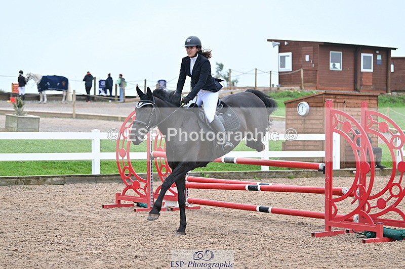 240907A-113225-01152 - Cls 8 1.05m Amateur Qualifier