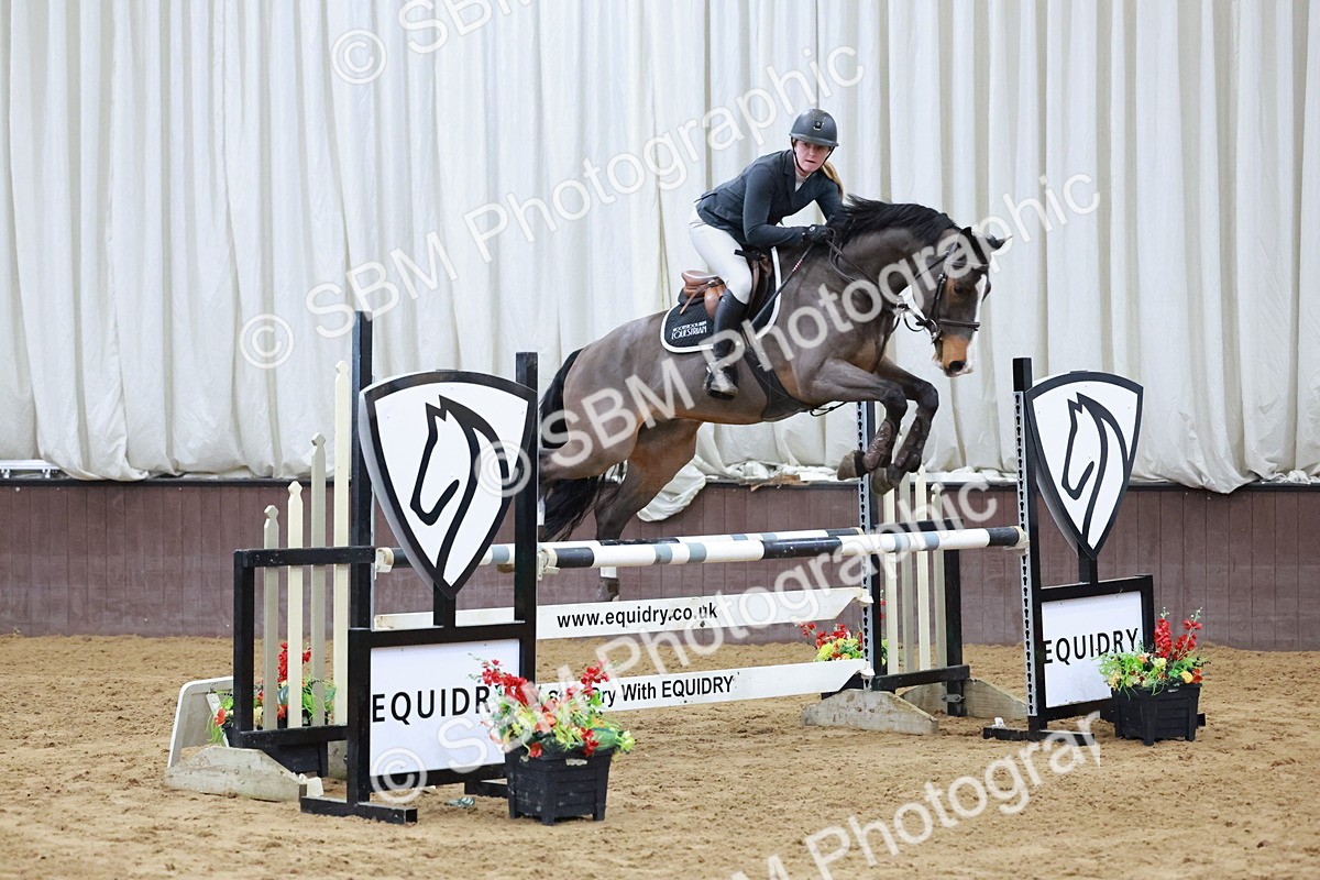 SBM_007557 - Class 24 - Nupafeed Supplements Senior Discovery/ 1m Open