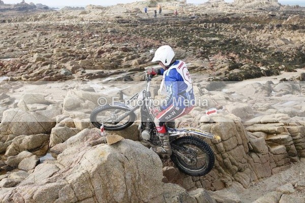 TR 010309-25 - 2 Day 01/03/09 (Sun)