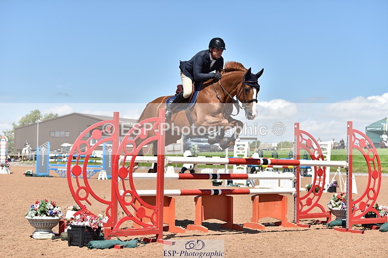 230810A-124354-01122 - Cls 7 1.20m Open