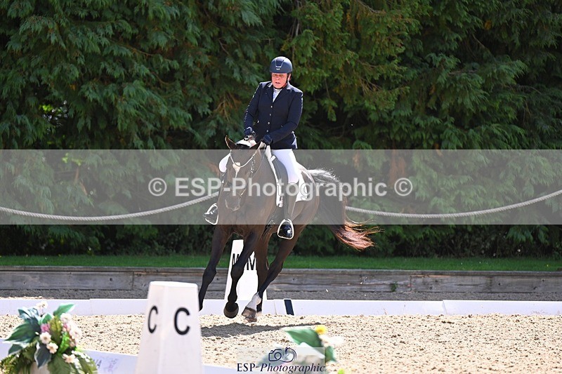 240809-114432-00566 - 191-Carole.Malyon-Diamonds.are.Forever