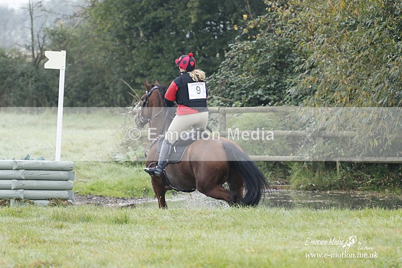 WWHT 171021 0404 - Novice Restricted (0.80m)  17/10/21