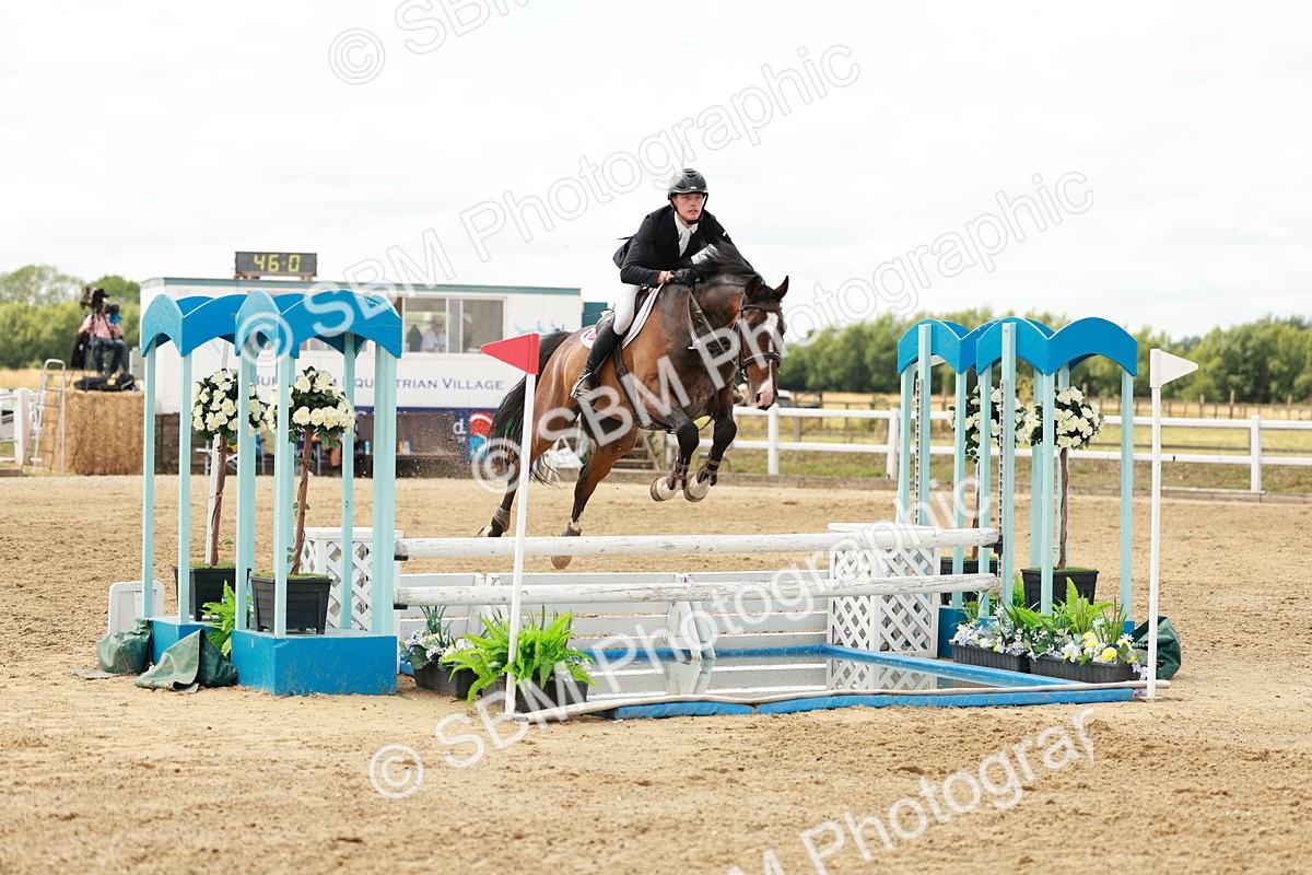 SBM_018923 - Class 21 - Senior Newcomers Championship 2d Rd