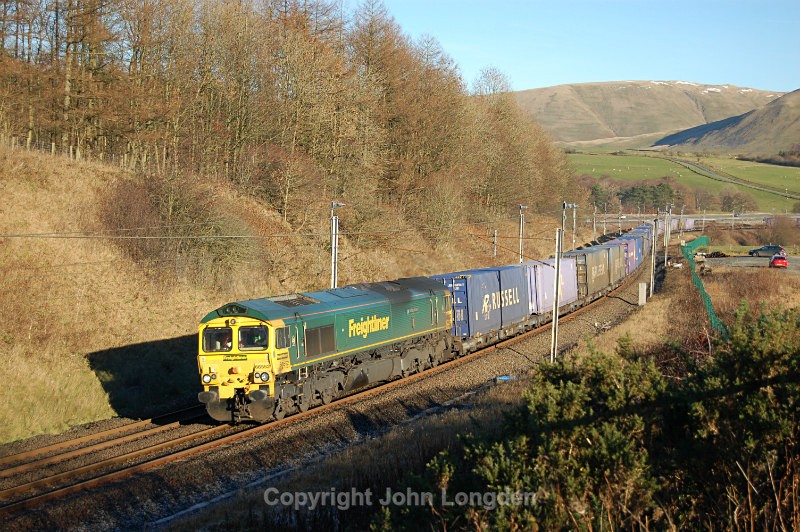 JL - 26.11.16 66552 4M34 Coatbridge - Daventry, Beckfoot - West Coast Main Line (north to south)