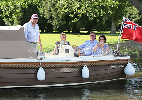 120628 TWO LITTLE DUCKS WT7A1048 - HENLEY ROYAL REGATTA Thurs 28th June 2012
