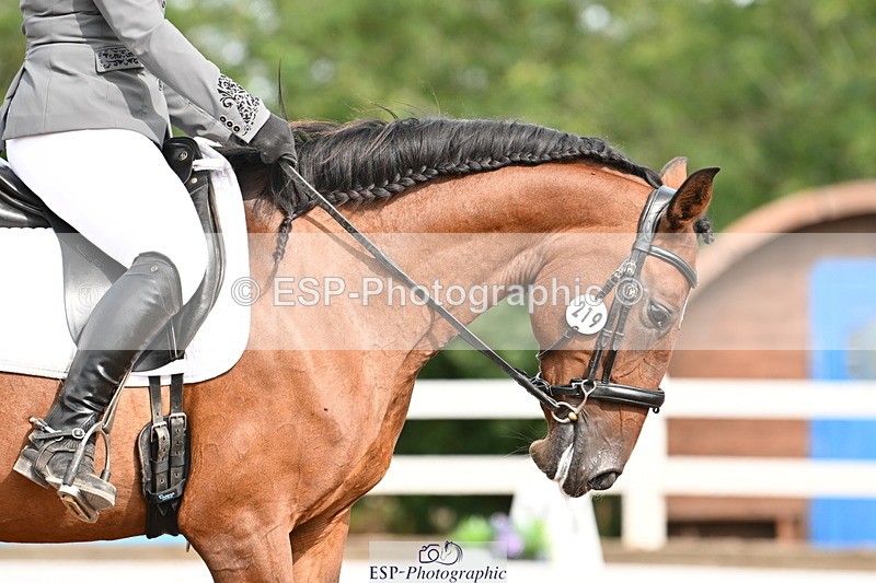 240817A-101035-07105 - 219-Sarah.Baldwin-Ervilha.Dos.Leitoes