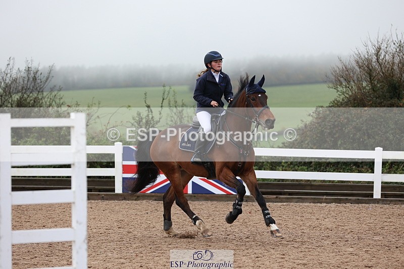 231112A-144638-04985 - Cls 21 Foxhunter & 1.20m Open