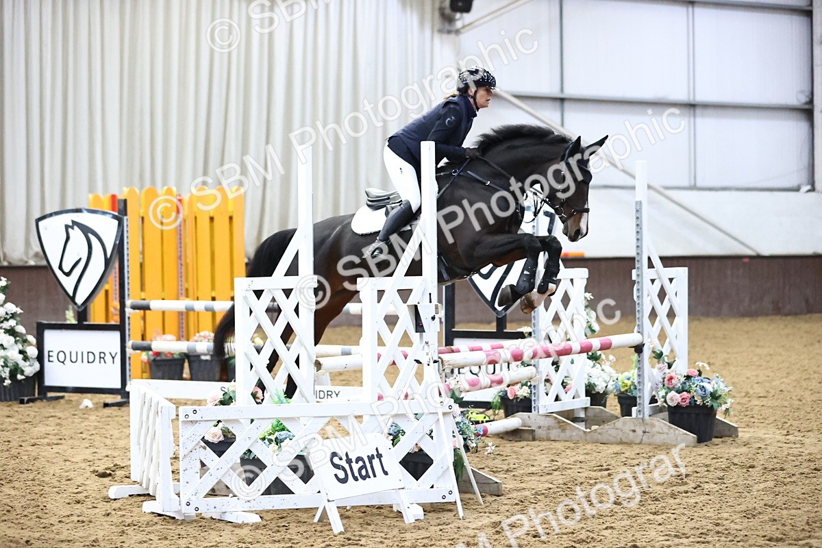 SBM_002401 - Class 8 - Clear Round 80cm