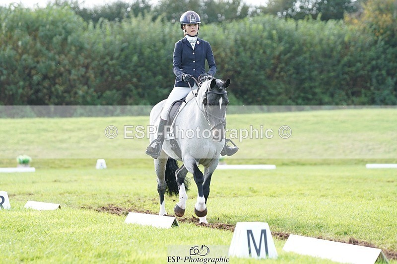 241025-125918-07367 - 561-Isabella.Moreton-THE.BALLAGH.LADY