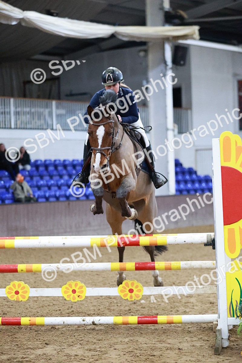 SBM_001266 - Class 4 - Senior Newcomers - 1.10m