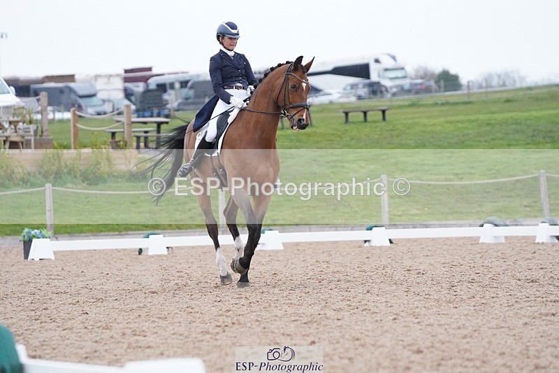 250403-164256-03400 - 005-Sara-Jane.Lanning-Choice