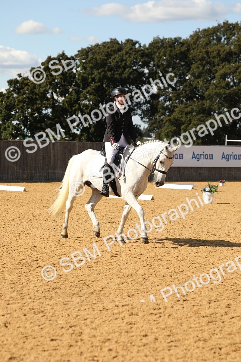 SBM_26567 - D17 - Grand Tour Championship - Novice 27