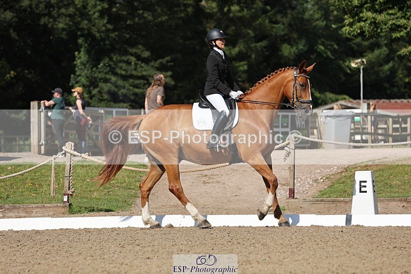 240719-094006-00214 - 264-Kate_Lewis-freeloader