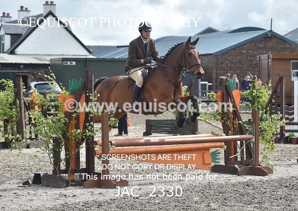 JAC_2330 - CLASS 3 Intermediate Working Hunter