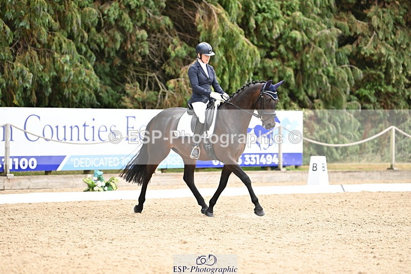 250808A-140958-00809 - 065-Jenny.Lo-VelPrince.T