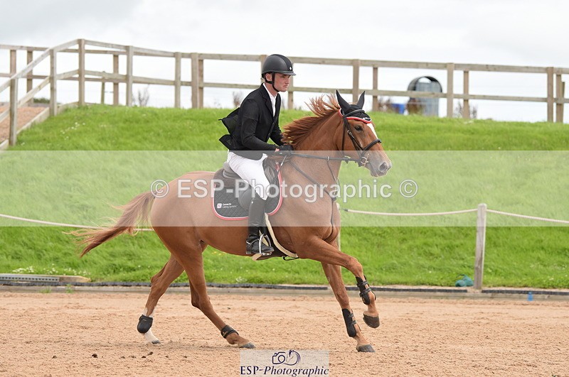 230813A-135020-13294 - Cls 49 Chard Eq 5yr Old Championship