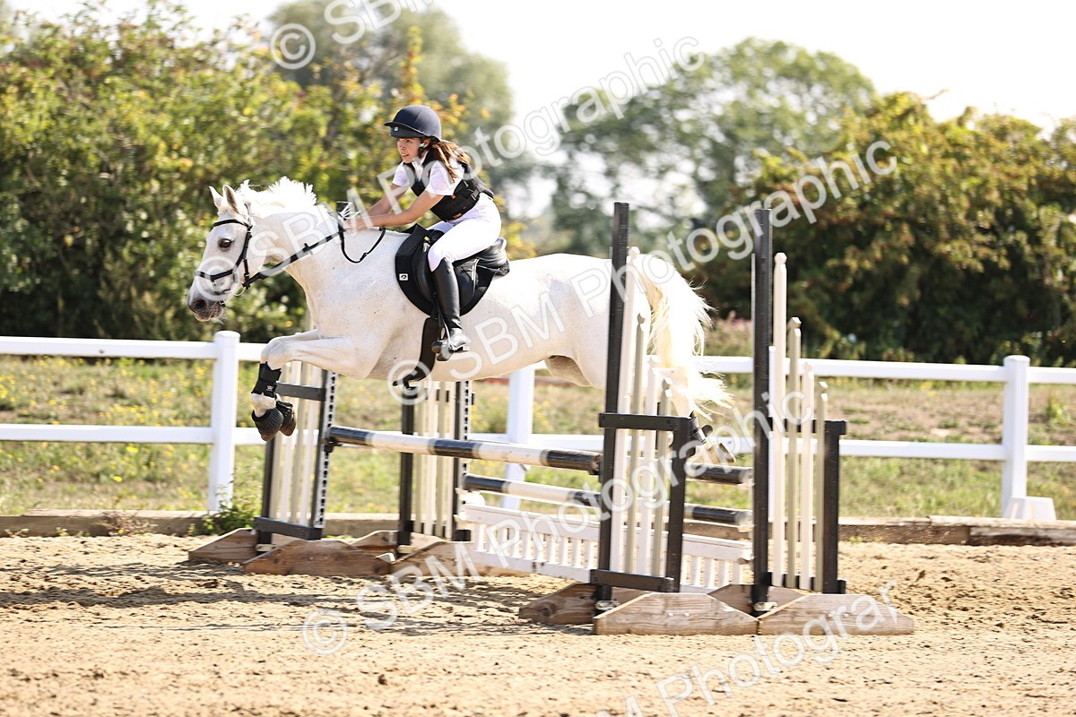 SBM_005596 - Class 8 - Clear Round