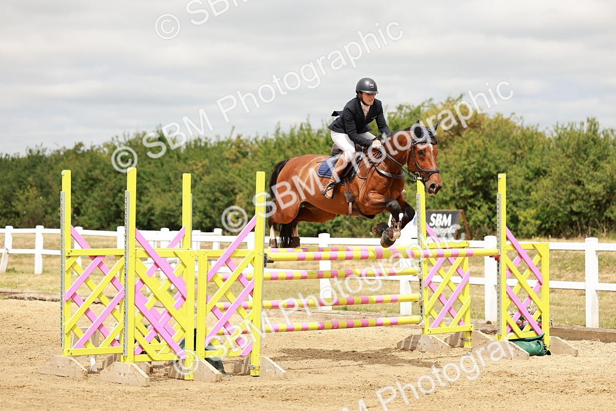 SBM_017621 - Class 21 - Senior Newcomers Championship 2d Rd