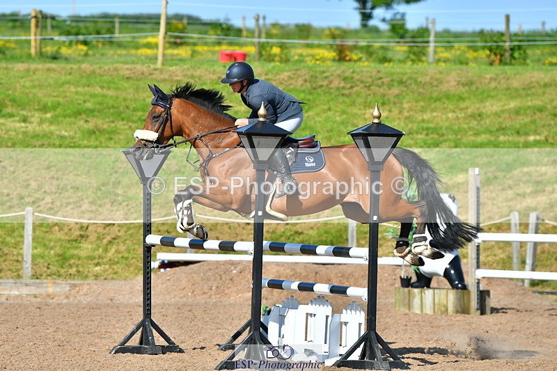 230527A-171035-05516 - Cls 20 Chard 1.10m Speed Derby