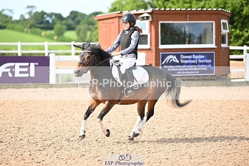 250608-092839-01853 - Cls 21 Clear Round 50cm