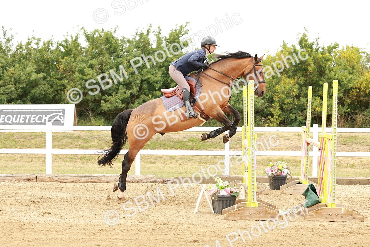 SBM_016795 - Class 20 - Senior Newcomers - 1.10m