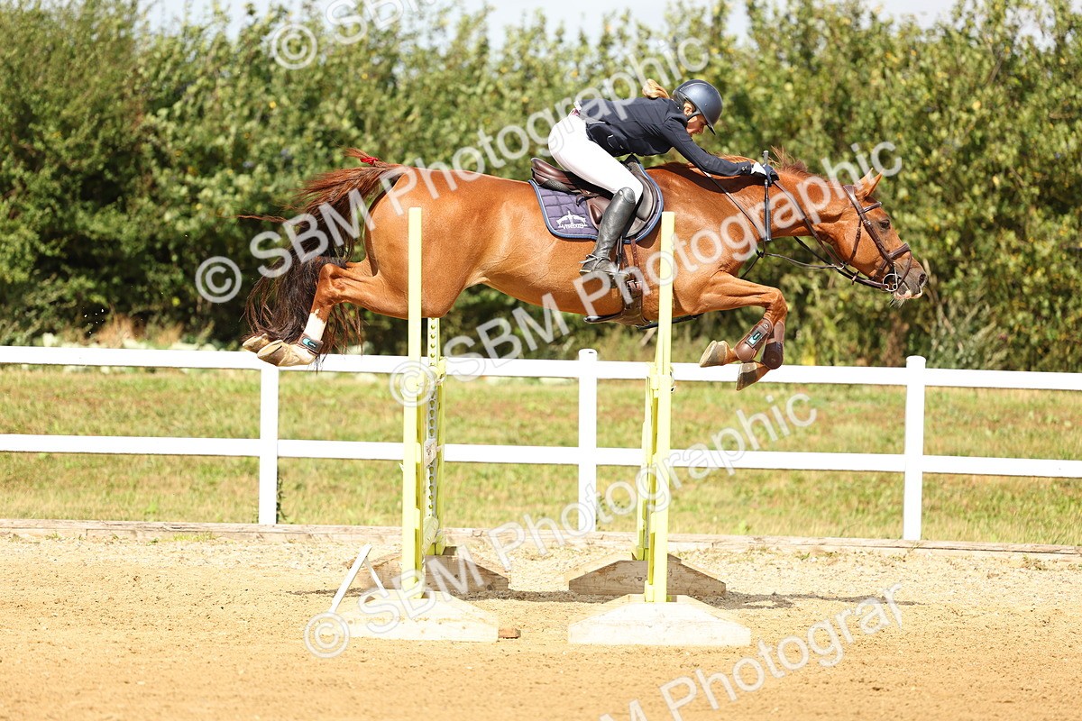 SBM_010427 - Class 4 - Senior Foxhunter - 1.20m Open