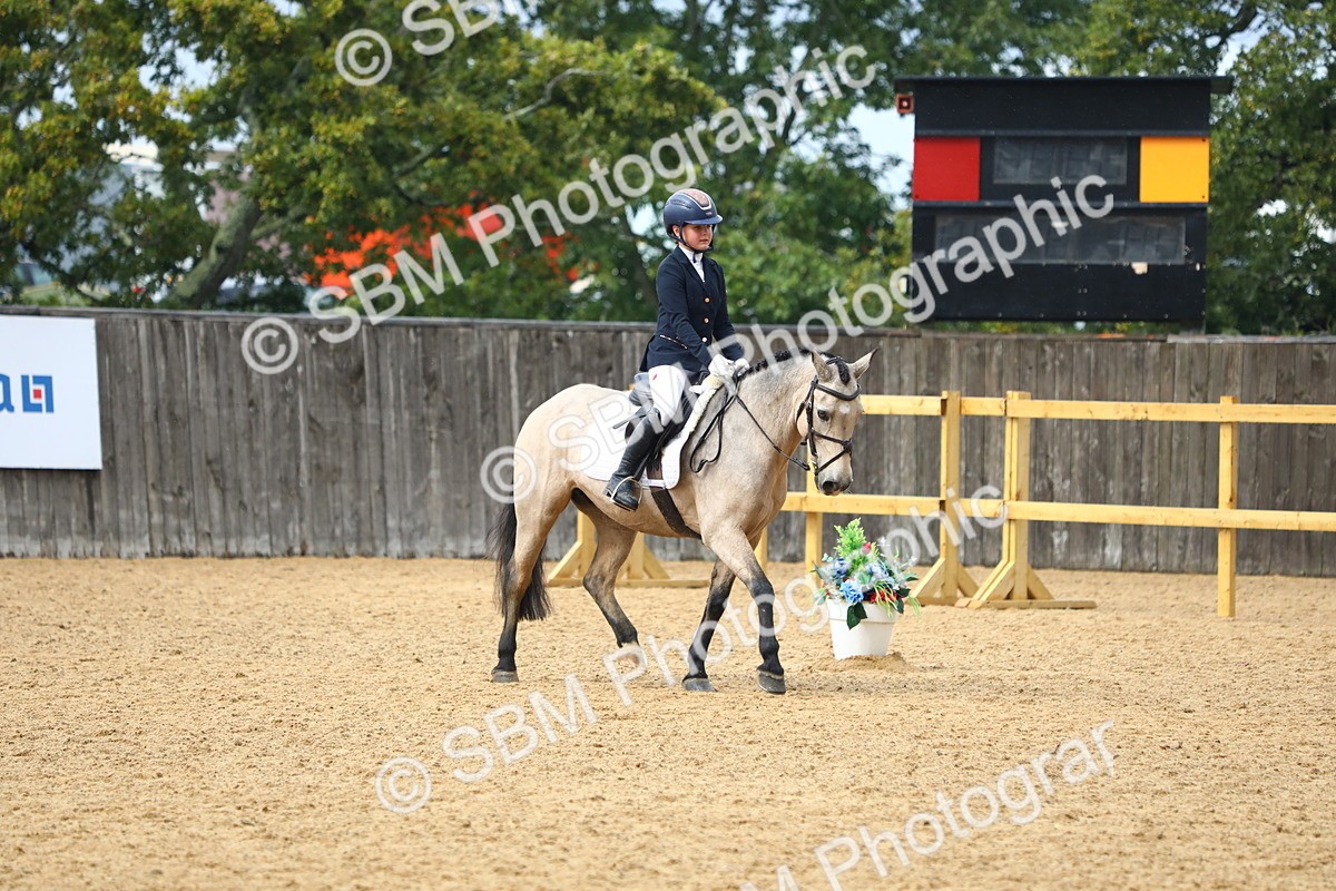 SBM_42867 - D21 - Junior Championship Intro 1