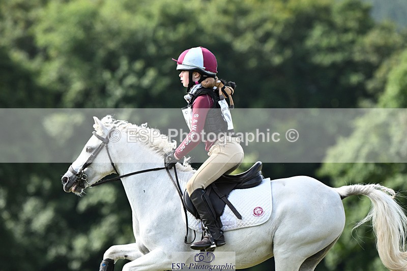 240825X-112448-32019 - 70cm XC 11.00 to 12.00