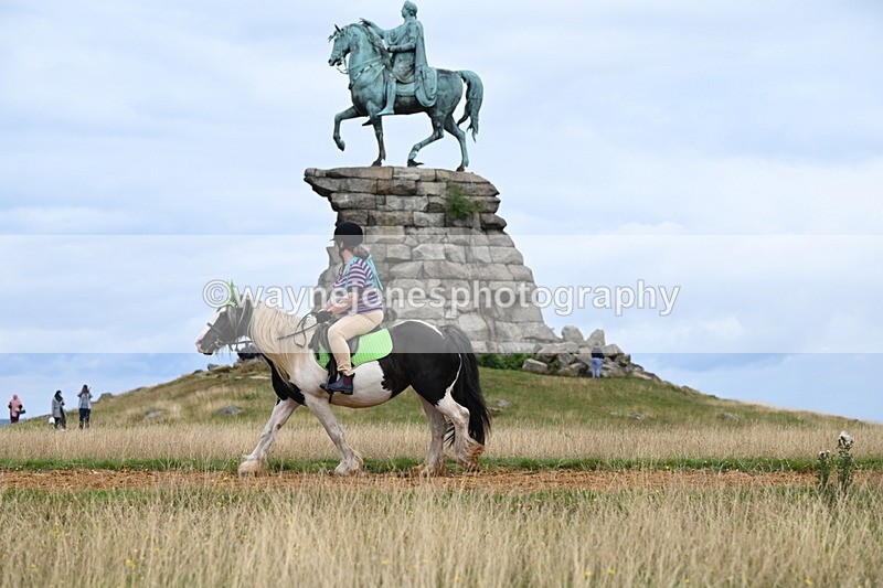 DSC_6243 - Time at Statue 12:17 to 12:44