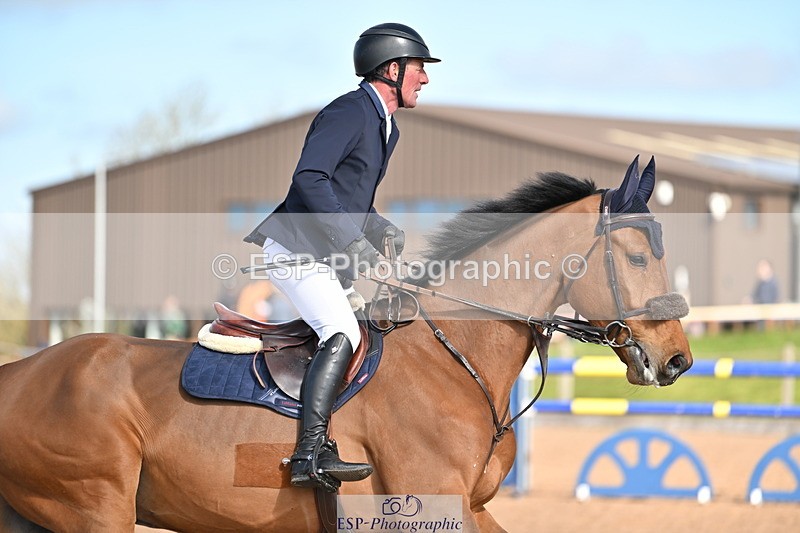 240418A-101204-01976 - Cls 1 2 Star Small Tour 1.30m